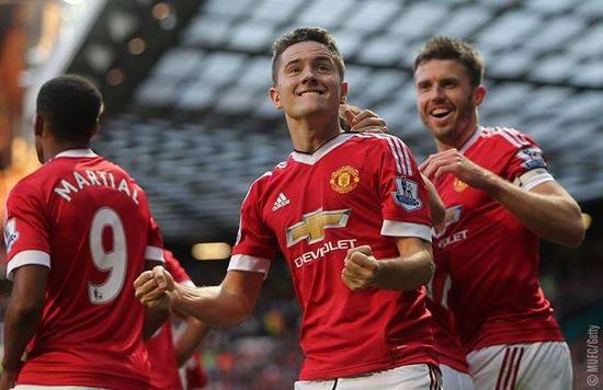 他们积极与 他们积极与